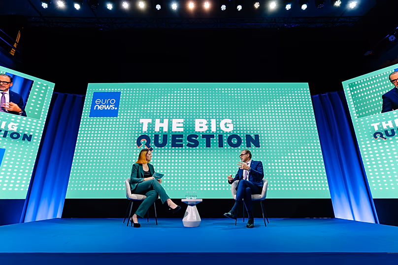 Le directeur général de l'ESA, Josef Aschbacher, s'est entretenu avec Hannah Brown sur The Big Question