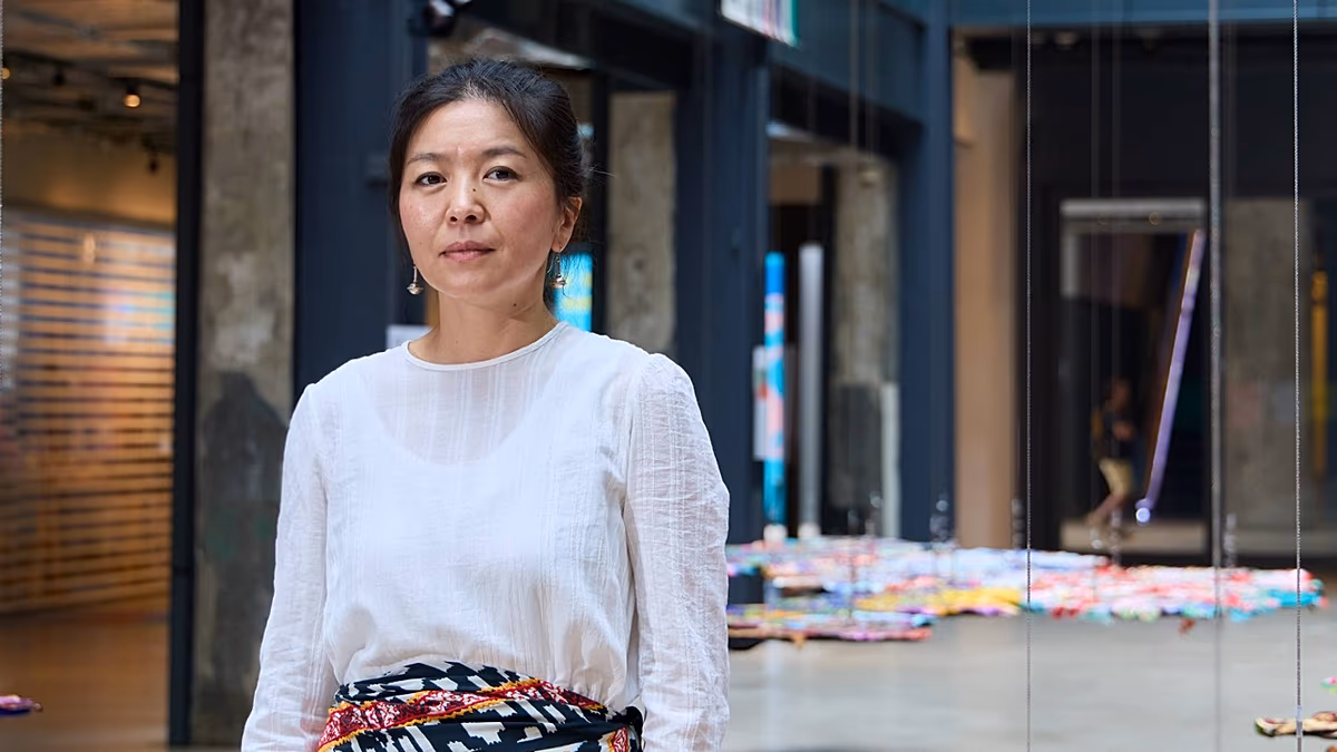 Racines itinérantes : l'artiste Gulnur Mukazhanova explore son héritage nomade à Frieze London